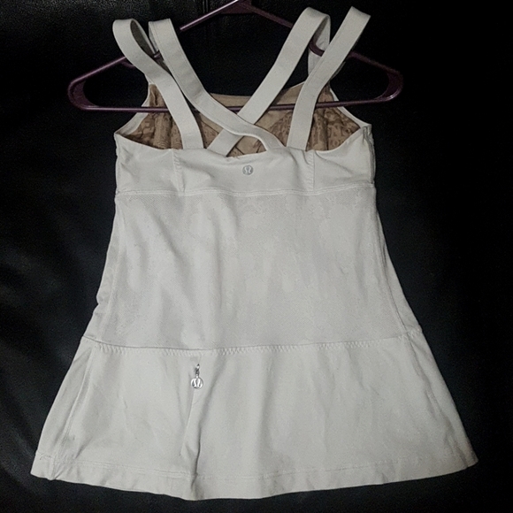 Lululemon - Picture 2 of 2